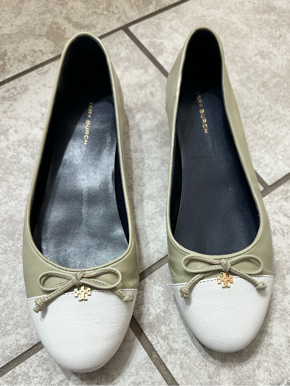 Tory Burch Leather Cap Toe Ballet Flats | Sage Green & White | Size 6M